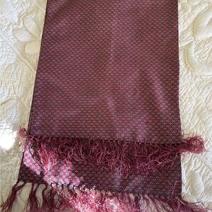 Mans vintage muffler scarf. Small print with fringe. Nylon. 1960. 46 x 12.5